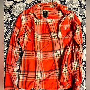 American Eagle Favorite Fit Long Sleeve Red/Plaid